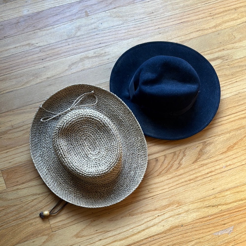 Stylish Navy and Tan Hat Set